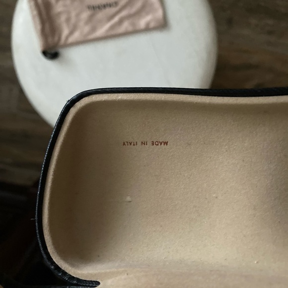 Chanel glasses case - Picture 4 of 4